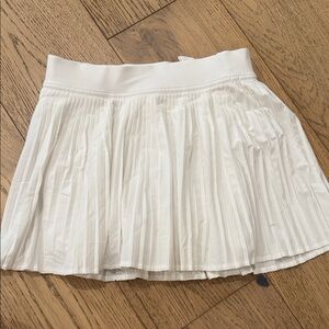 Lululemon White Pleated tennis skirt with shorts